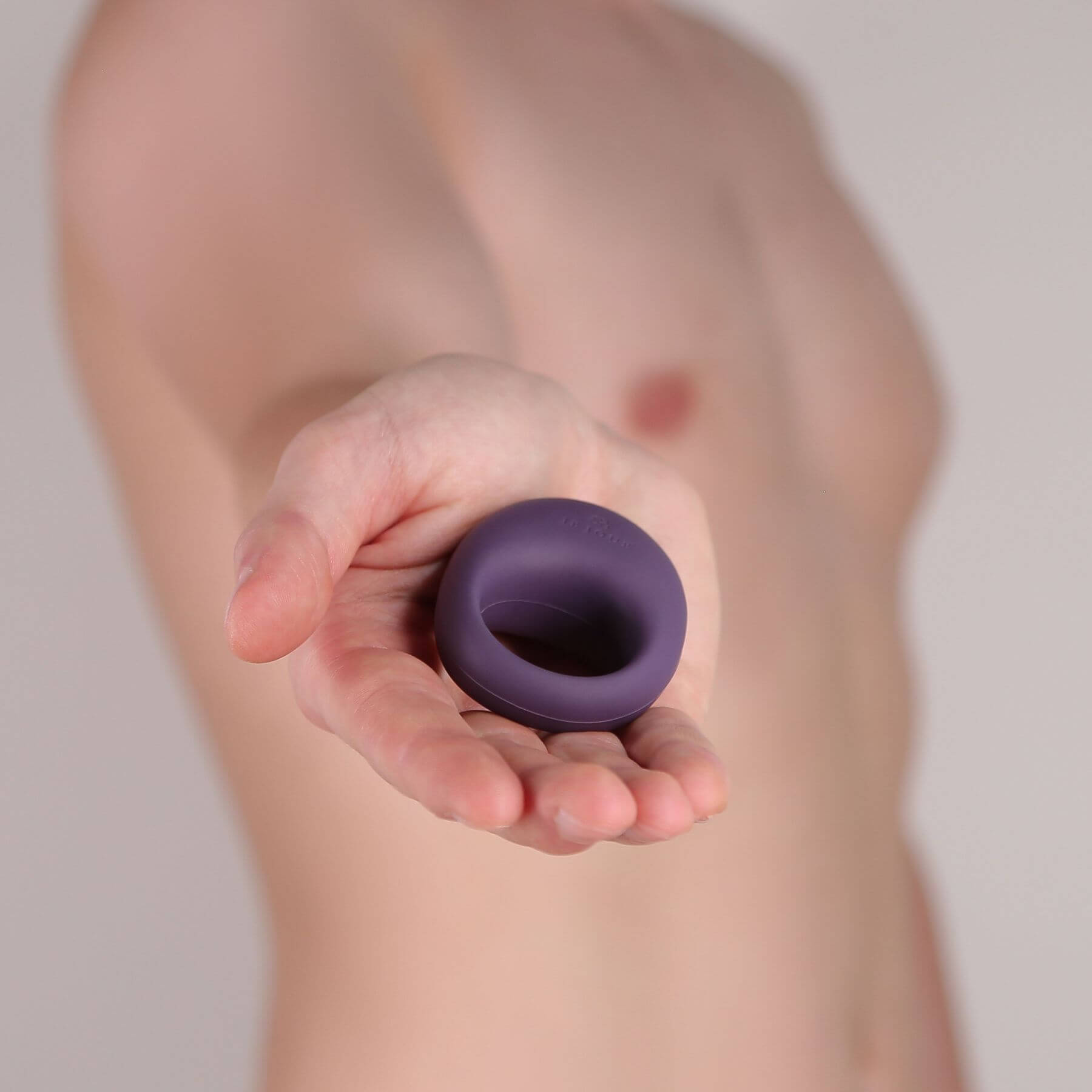 Je Joue Mio - akkus, vízálló, vibrációs péniszgyűrű (lila) kép